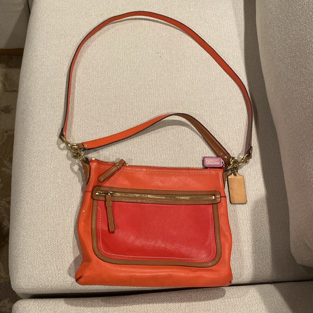 Coach Poppy Leather Colourblock Perri Hippie Convertible Bag- Vermillion 22432